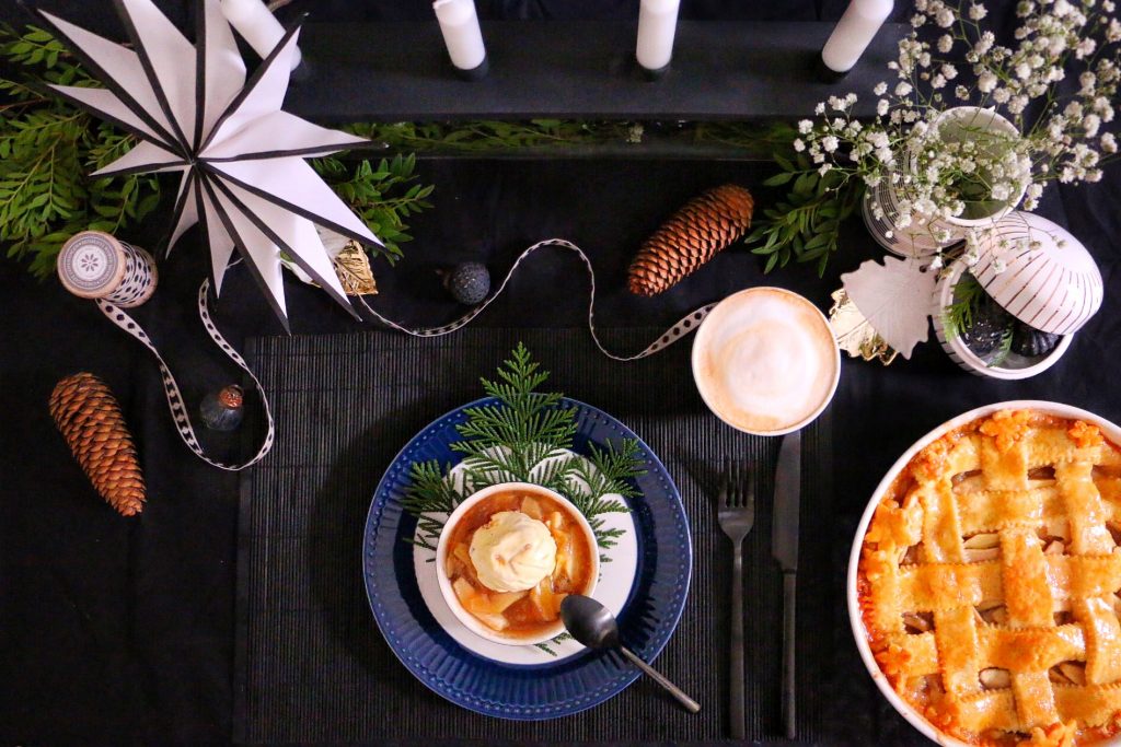 Getting ready for Xmas - Danish Table Setting by eat blog love
