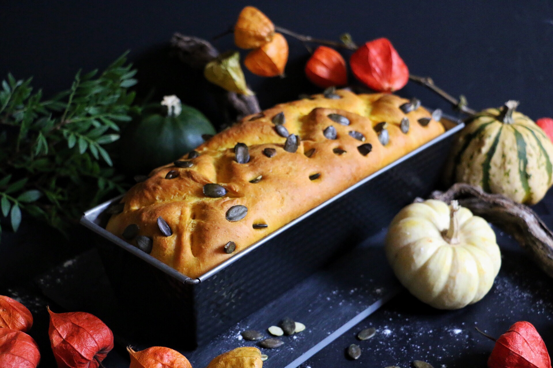 Pumpkin Bread - Frisches Kürbisbrot | eat blog love