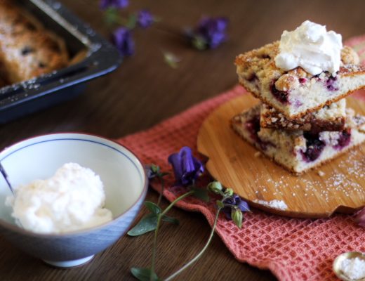 Brombeerstreuselkuchen mit Quark-Öl-Teig vom Blech by eat blog love