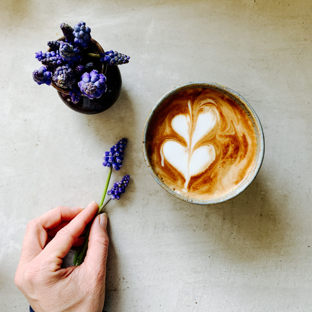 Latte Art by eat blog love, Home-Barista: Über Kaffee, die contessa von Graef & Latte Art