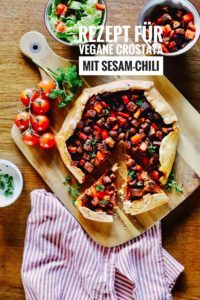 Vegane Crostata mit Sesam-Chili – Vetzgerei Rezept by eat blog love